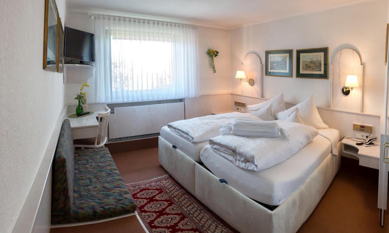 Hotel-Restaurant Lindenhof Kreuzwertheim Dış mekan fotoğraf
